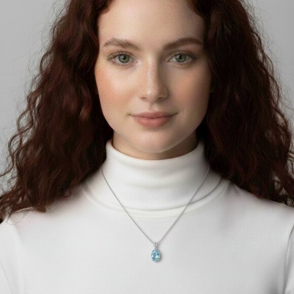 Silver and Aquamarine March Birthstone Drop Pendant Fashion Necklace NWOT - Picture 7 of 8